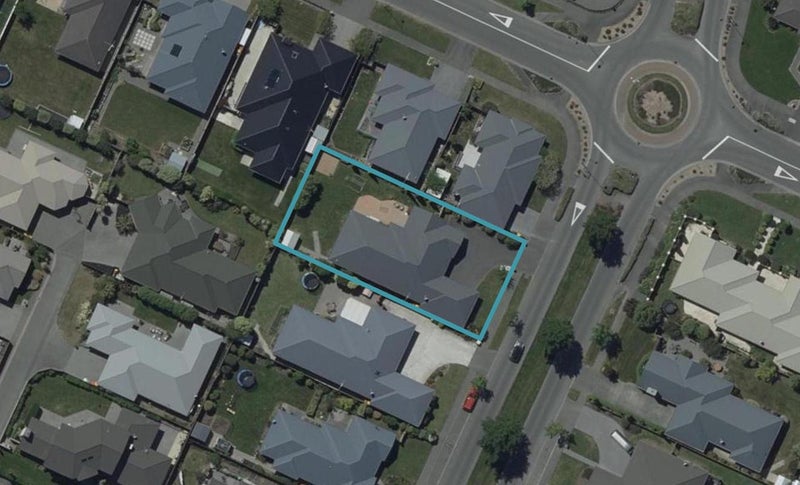 27 McMahon Drive, Aidanfield, Christchurch - Carousel 1