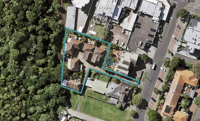 7A Atkin Avenue, Mission Bay, Auckland - Carousel 1
