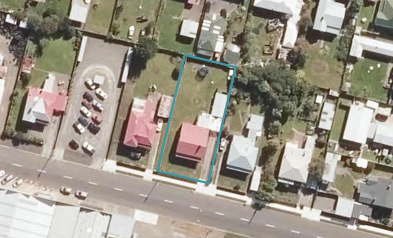 32 Russell Street, Marton, Marton - Carousel 1