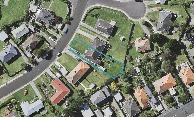 6 Philomel Crescent, Bayswater, Auckland - Carousel 1