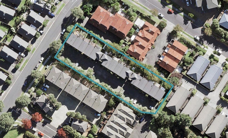 13/44 Fields Parade, Oteha, Auckland - Carousel 1