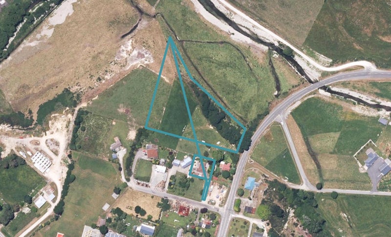4 Manuka Street, AHAURA, TOTARA FLAT - Carousel 1