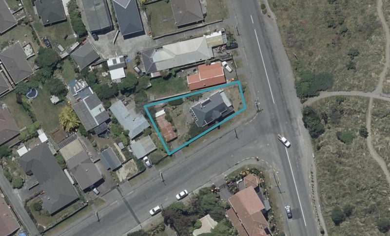 27 Marine Parade, North New Brighton, Christchurch - Carousel 1