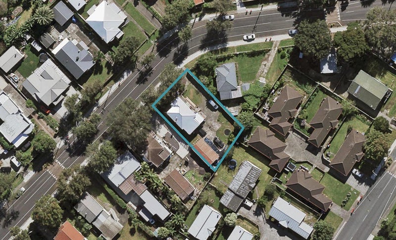 10 Lippiatt Road, Otahuhu, Auckland - Carousel 1