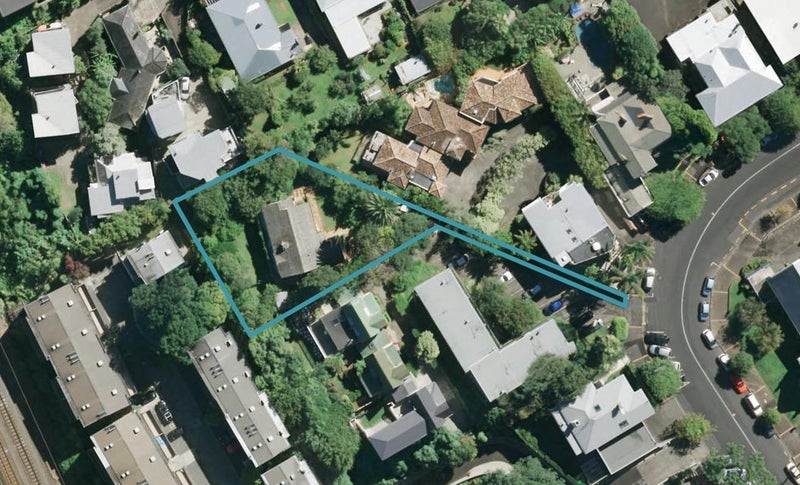 13 Birdwood Crescent, Parnell, Auckland - Carousel 1