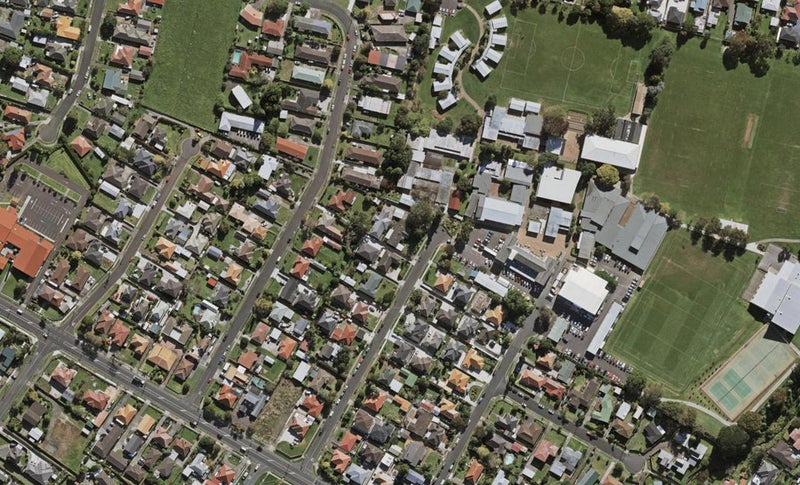 20 Nicholson Avenue, Papatoetoe, Auckland - Carousel 1