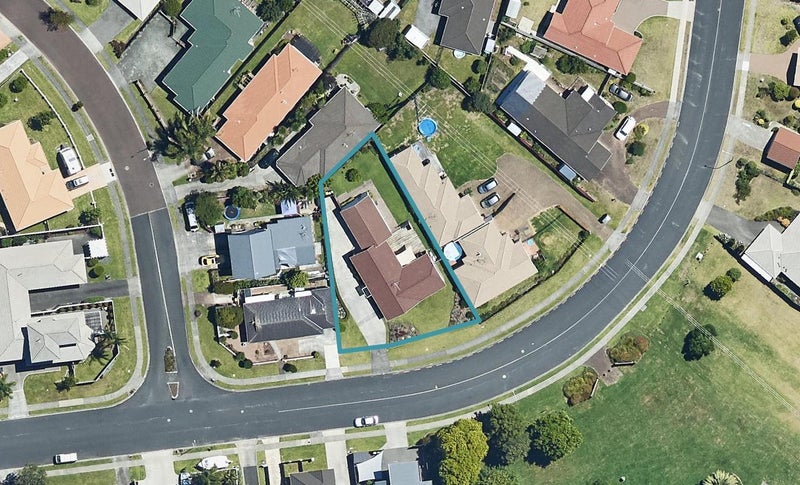 40 Russley Drive, Mount Maunganui - Carousel 1