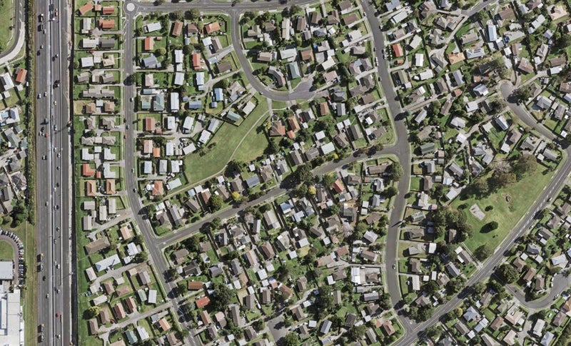 18B Balloch Street, Randwick Park, Auckland - Carousel 1
