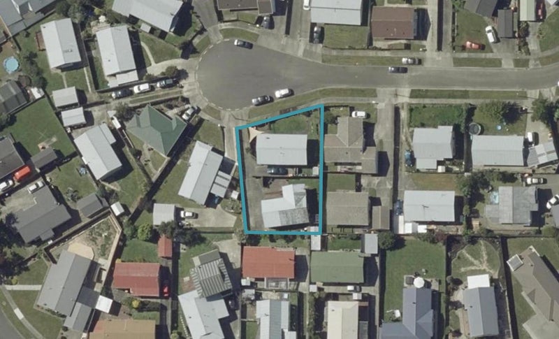 33 Tiller Close, Kelvin Grove, Palmerston North - Carousel 1