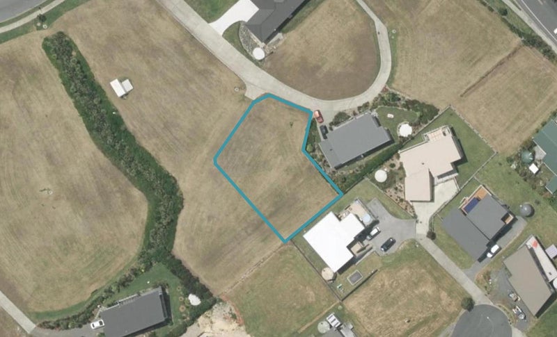 6 Manuka Close, Mangawhai, Mangawhai - Carousel 1