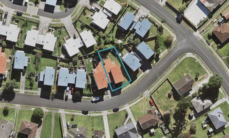 28 Vickers Crescent, Mangere, Auckland - Carousel 1