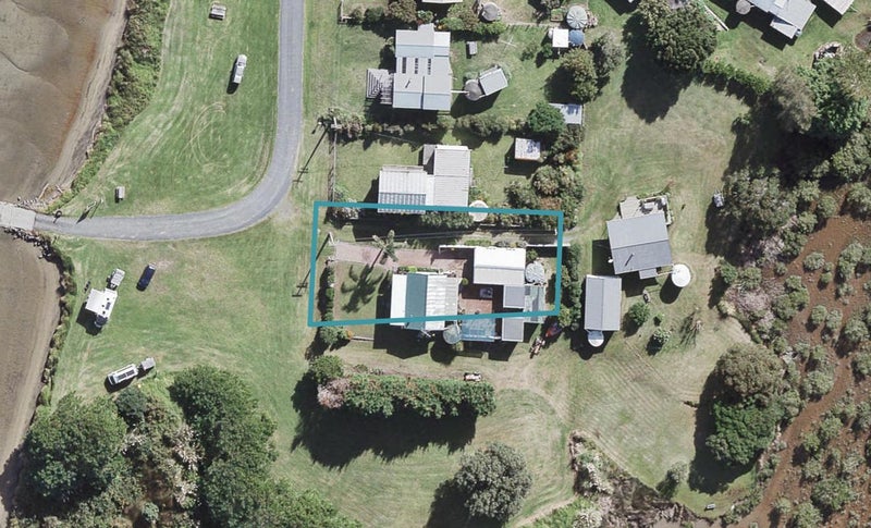39 Birds Beach Road, Tapora - Carousel 1