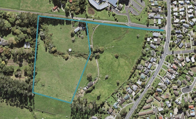 488B Don Buck Road, Massey, Auckland - Carousel 1
