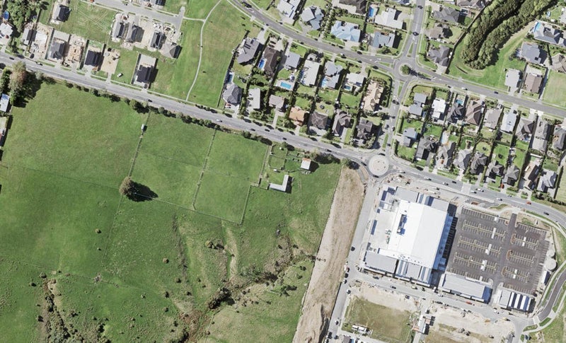 3 Kakahi Road, BEACHLANDS - Carousel 1