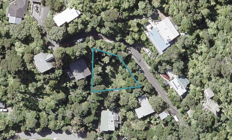 3 Richmond Road, Mahina Bay, Lower Hutt - Carousel 1