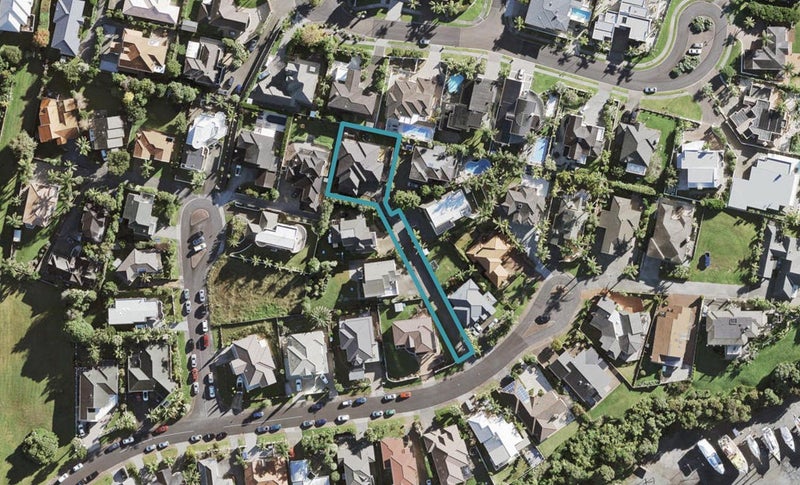 24 Reflection Drive, West Harbour, Auckland - Carousel 1