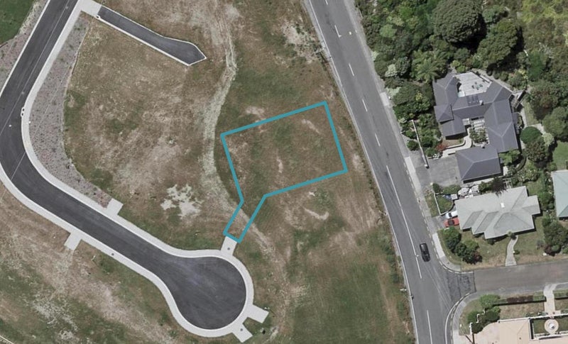 13 Kaiwaru Place, Waikanae, Waikanae - Carousel 1