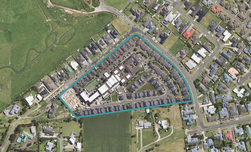 235/12 Gwyneth Place, Lytton West, Gisborne - Carousel 1