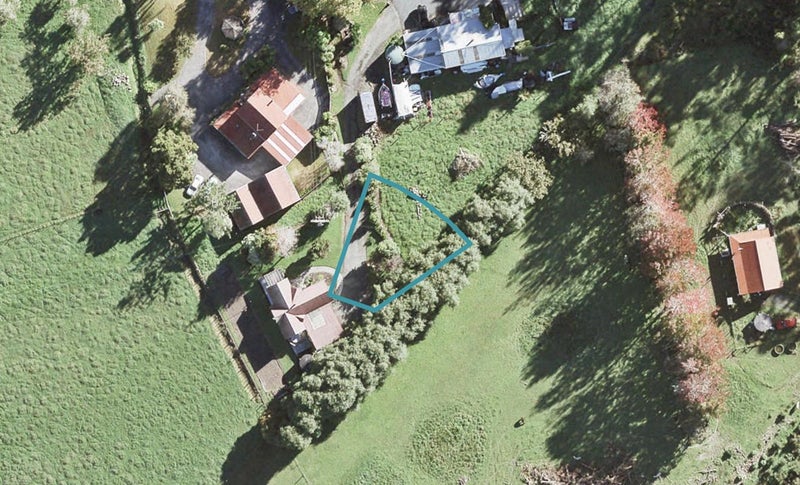 8 Matahae Crescent, Wainui - Carousel 1