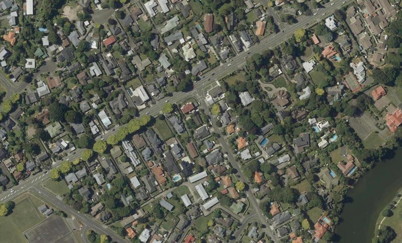 2 Manuka Street, Hokowhitu, Palmerston North - Carousel 1
