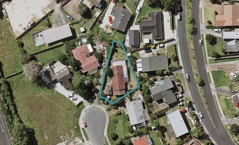 15 Newport Place, Forrest Hill, Auckland - Carousel 1