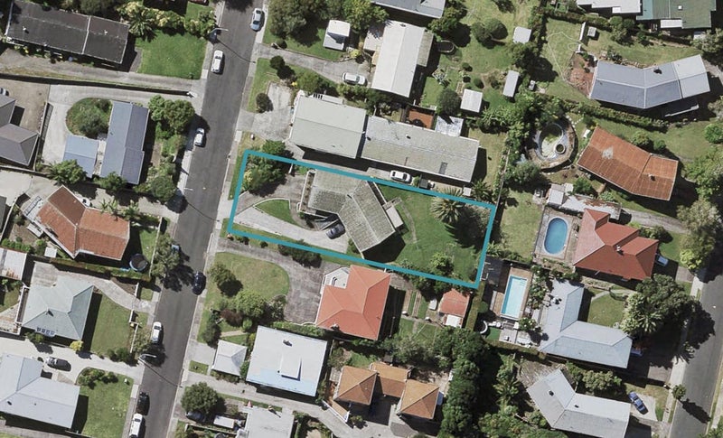 26 Grassways Avenue, Pakuranga, Auckland - Carousel 1
