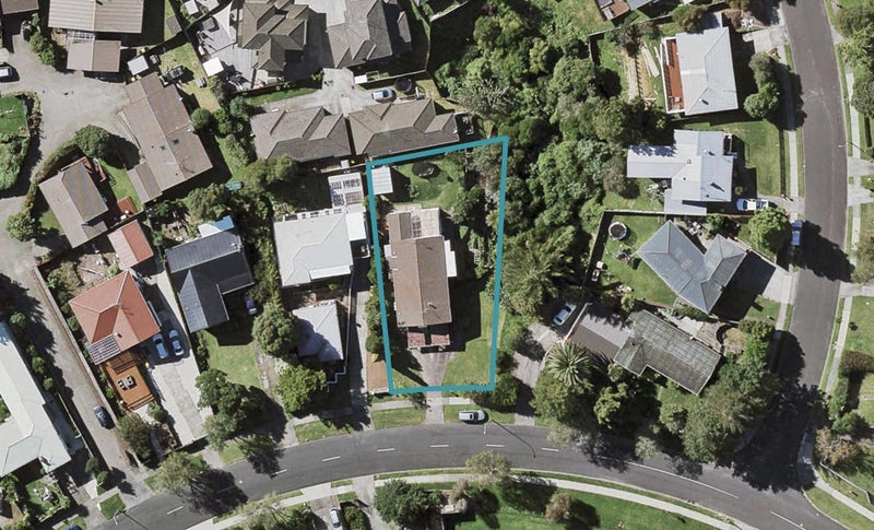 2/123 Ennis Avenue, Pakuranga Heights, Auckland - Carousel 1