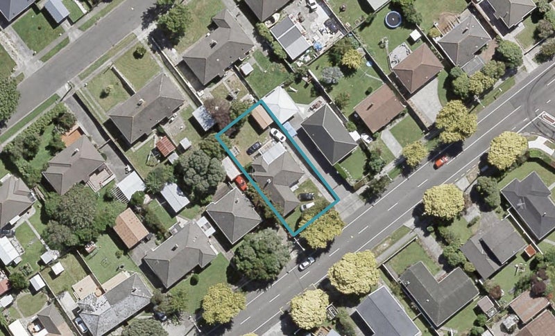 57 Naenae Road, Naenae, Lower Hutt - Carousel 1