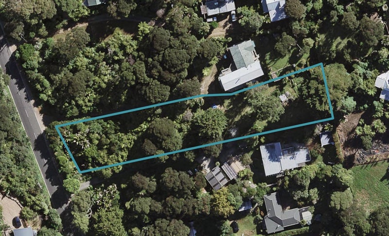 32 Te Toki Road, Ostend, Waiheke Island - Carousel 1