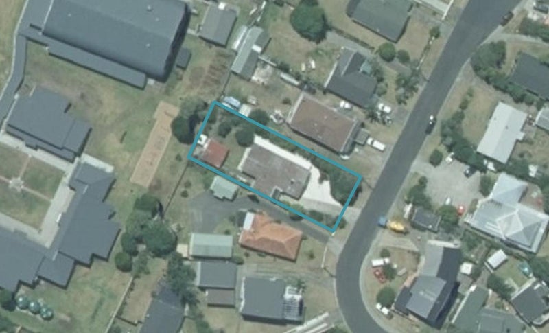 5 Hamilton Crescent, Whitianga, Whitianga - Carousel 1