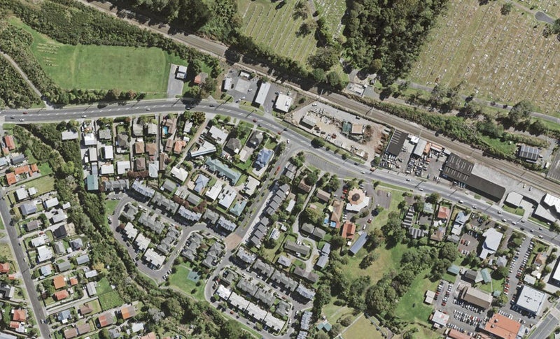 10/312 West Coast Road, Glen Eden, Waitakere City - Carousel 1