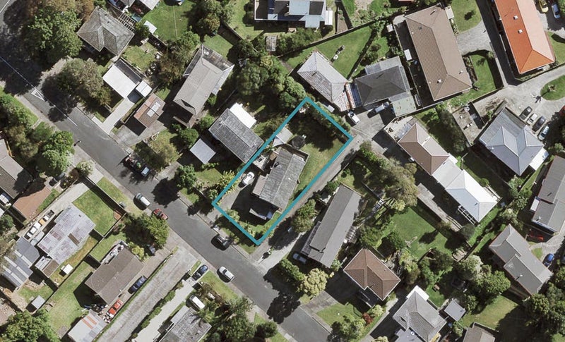 7 Longreach Drive, Sunnyvale, Auckland - Carousel 1