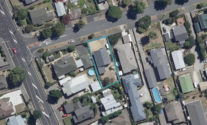 2 Claude Street, Fairfield, Hamilton - Carousel 1