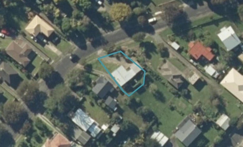 31A Station Street, Tirau - Carousel 1