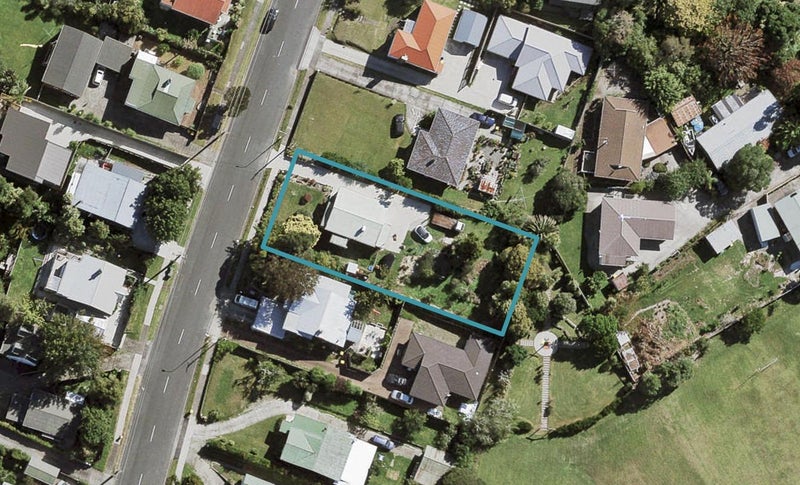 5/52 Newington Road, Henderson, Auckland - Carousel 1