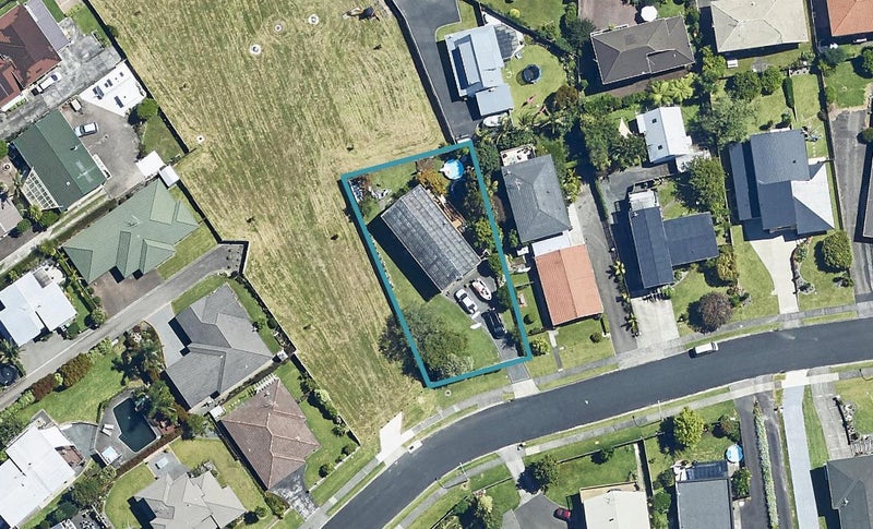 31 Warrington Street, Matua, Tauranga - Carousel 1