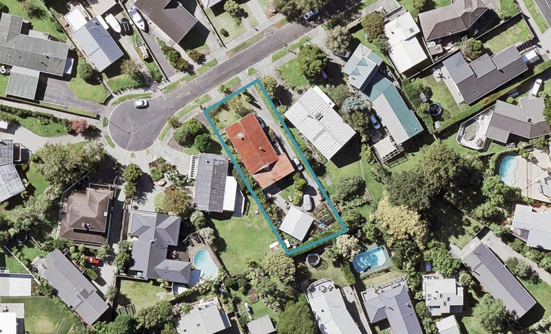 8 Granada Place, Glendowie, Auckland - Carousel 1