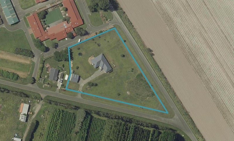 12 Pinfold Road, Palmerston North - Carousel 1