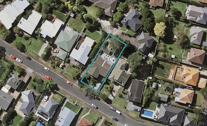 9 MacPherson Street, Meadowbank, Auckland - Carousel 1
