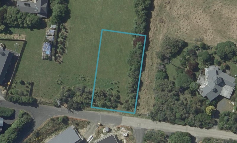 33 Raynbird Street, Company Bay, Dunedin - Carousel 1