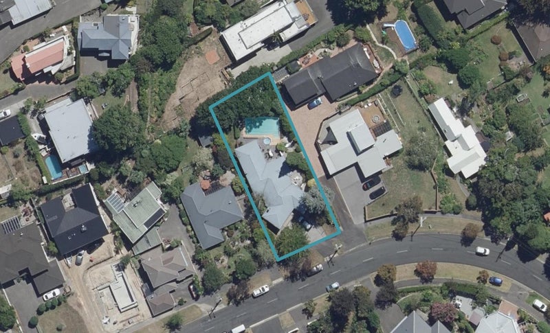 94 Awatere Avenue, Beerescourt, Hamilton - Carousel 1