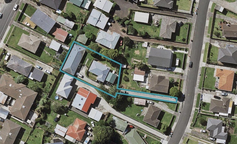 15 Rielly Place, Mount Wellington, Auckland - Carousel 1