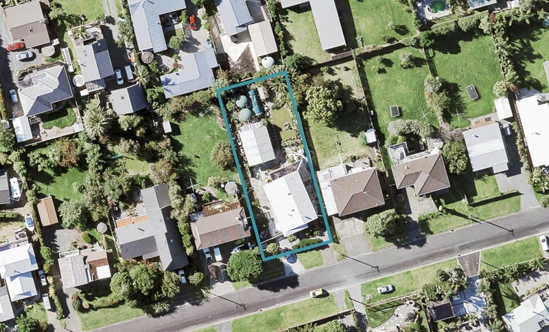 18 First View Avenue, Beachlands, Auckland - Carousel 1