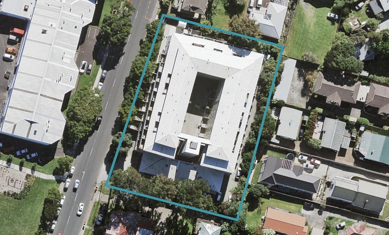 353/26 Morningside Drive, Morningside, Auckland - Carousel 1