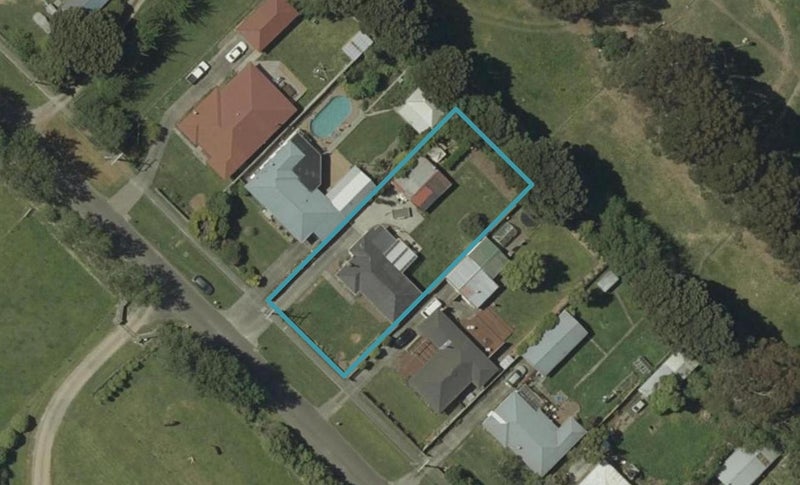 77 Hewitts Road, Linton, Palmerston North - Carousel 1