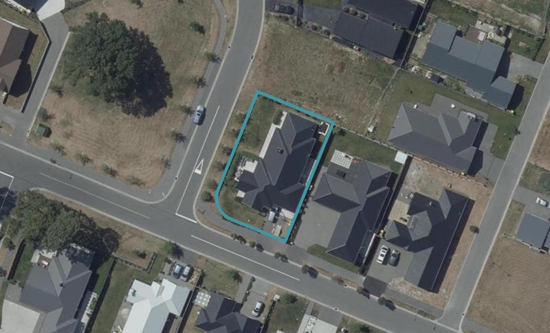 19 Oaks Drive, Lincoln, Lincoln - Carousel 1