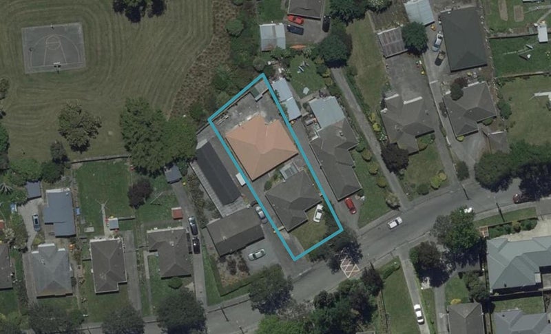 10 Auburn Avenue, Upper Riccarton, Christchurch - Carousel 1