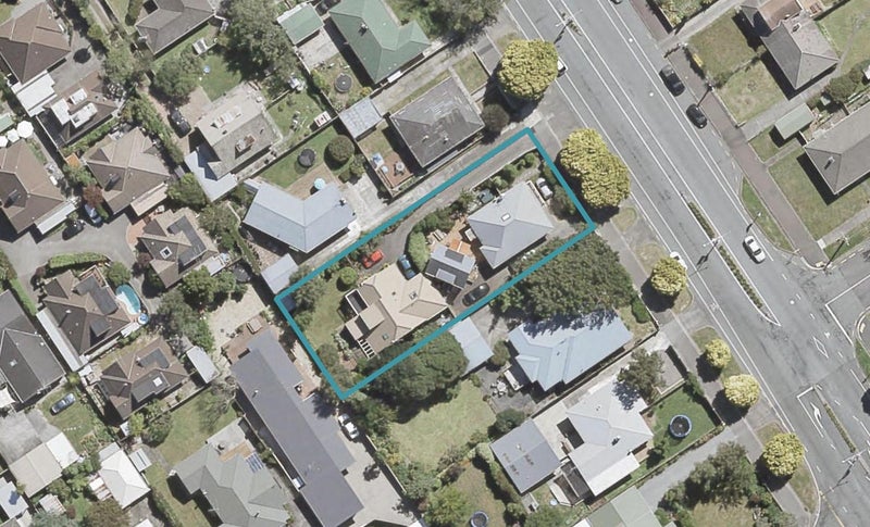 4 Sutherland Avenue, Silverstream, Upper Hutt - Carousel 1