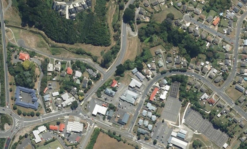 6D Champion Street, Rānui, Porirua - Carousel 1