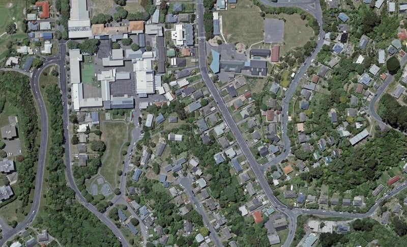82A Strathmore Avenue, Strathmore Park, Wellington - Carousel 1